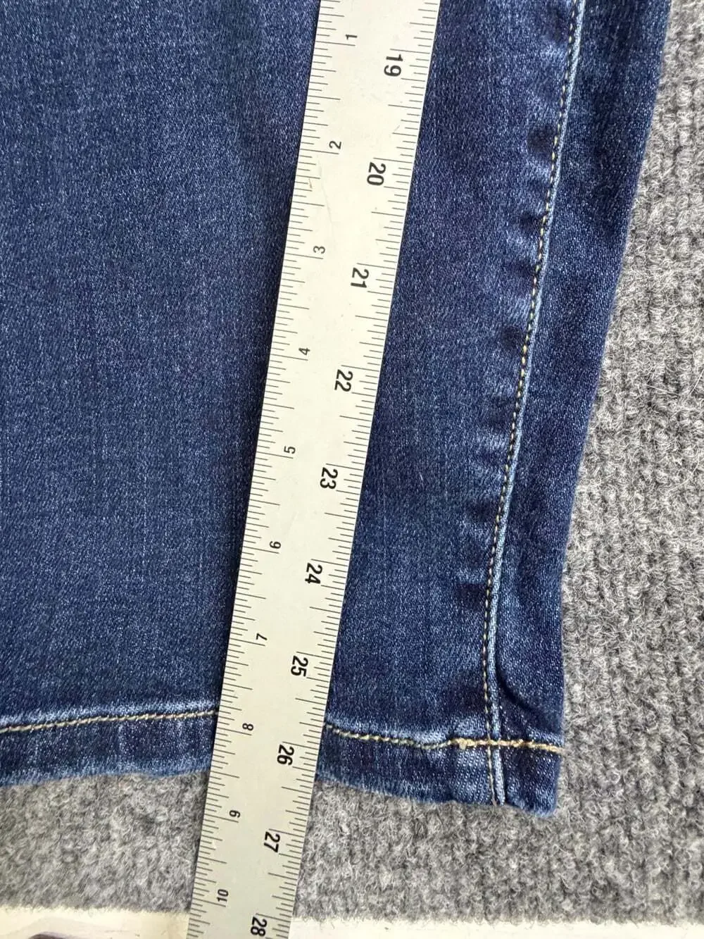 Judy Blue Plus 22W Cropped Slim Dark Wash Stretch Jeans